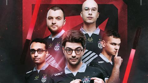 The Giants in Dota2 .